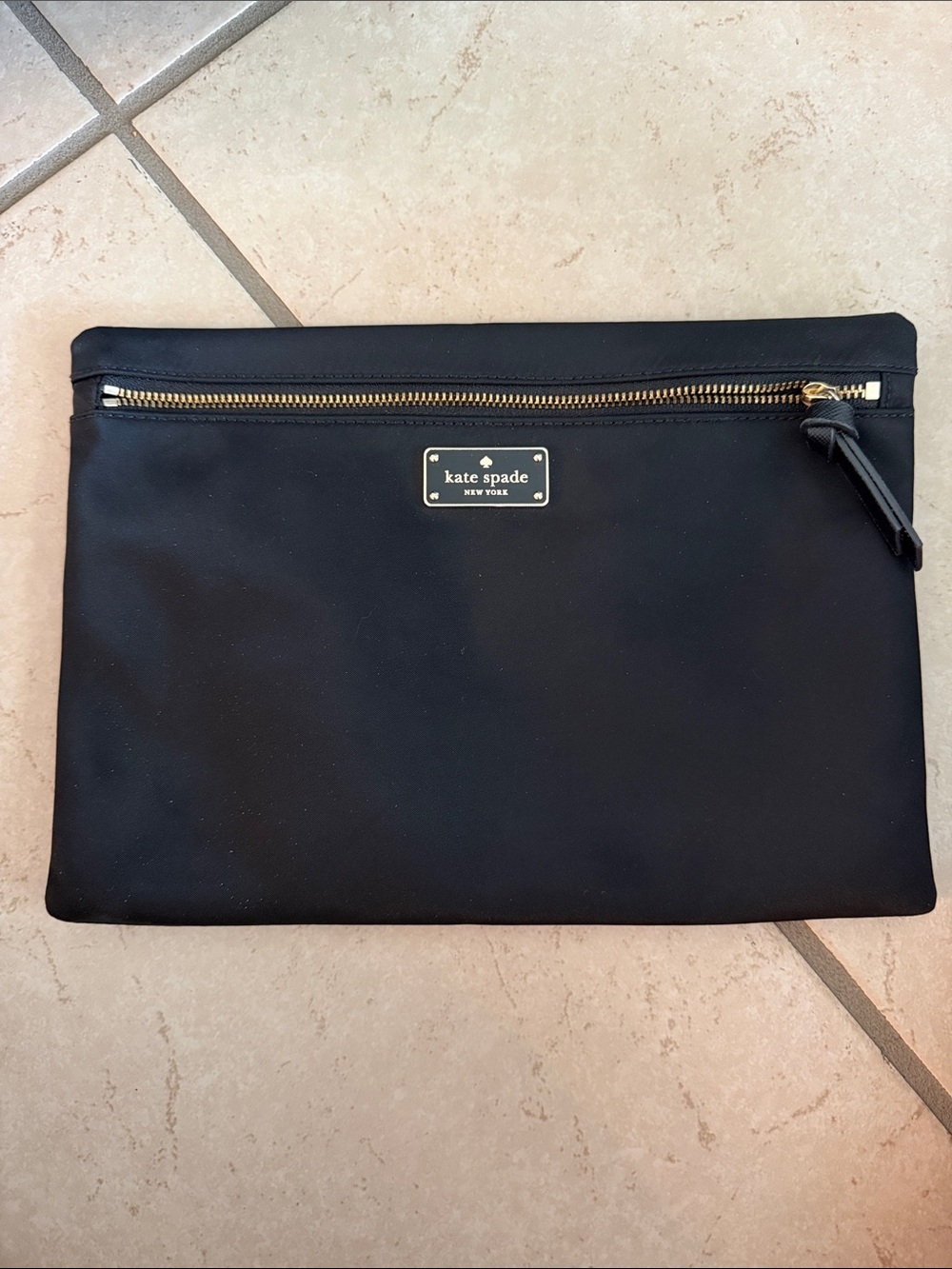kate spade black nylon tote with detachable pouch - Picture 6 of 9